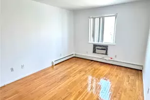 60-22 83rd Pl, Middle Village, NY 11379 - Photo 15