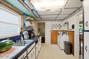 210 Greenlawn Terrace, Copiague, NY 11726 - Photo 13