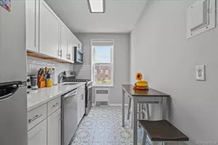 101 Old Mamaroneck Rd, White Plains, NY 10605 - Photo 5