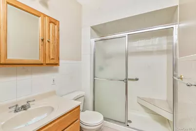 4 Brooktree Court, Bohemia, NY 11716 - Photo 15