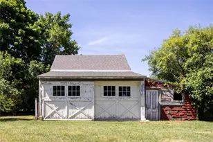 64 S Jamesport Ave, South Jamesport, NY 11970 - Photo 23