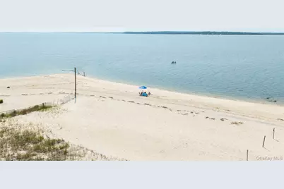 64 S Jamesport Avenue, South Jamesport, NY 11970 - Photo 3