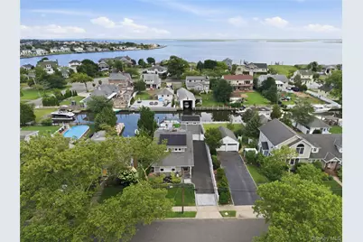 12 S Bay Avenue, Amityville, NY 11701 - Photo 1