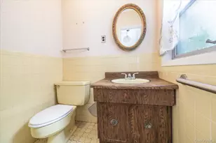107 Cherry St, Floral Park, NY 11001 - Photo 13