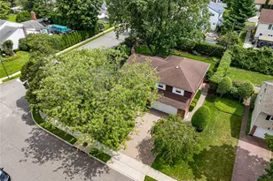 27 Ann Dr, Syosset, NY 11791 - Photo 27
