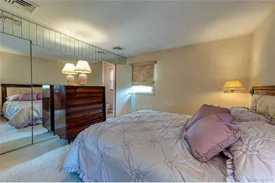 27 Ann Drive, Syosset, NY 11791 - Photo 17