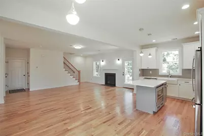 84 Frank Street, New Windsor, NY 12553 - Photo 3