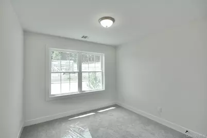 84 Frank Street, New Windsor, NY 12553 - Photo 21