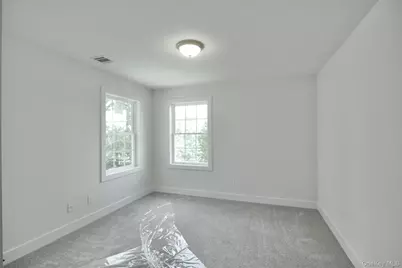 84 Frank Street, New Windsor, NY 12553 - Photo 19