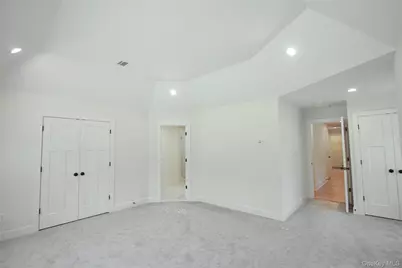 84 Frank Street, New Windsor, NY 12553 - Photo 13