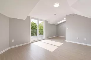 37-08 Francis Lewis Blvd, Bayside, NY 11361 - Photo 17