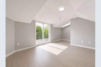 37-12 Francis Lewis Boulevard, Bayside, NY 11361 - Photo 23