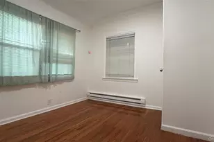 164-14 81st Ave, Fresh Meadows, NY 11432 - Photo 9