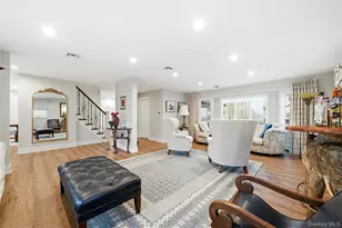 905 S 6th St, Lindenhurst, NY 11757 - Photo 9