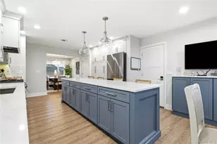 905 S 6th St, Lindenhurst, NY 11757 - Photo 15