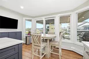 905 S 6th St, Lindenhurst, NY 11757 - Photo 5