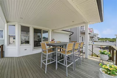 905 S 6th Street, Lindenhurst, NY 11757 - Photo 35