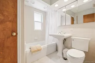 85-26 67th Rd, Rego Park, NY 11374 - Photo 33