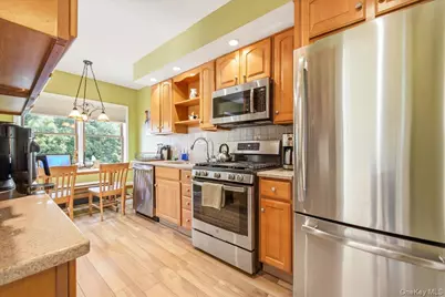85-26 67th Road, Rego Park, NY 11374 - Photo 15