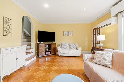 85-26 67th Road, Rego Park, NY 11374 - Photo 5