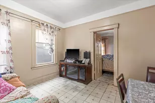 849 E 219th St, Bronx, NY 10467 - Photo 5