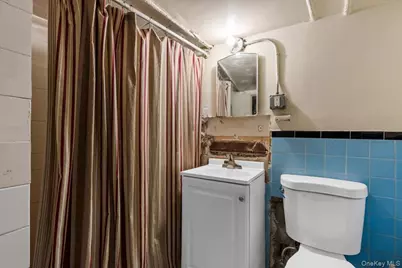 849 E 219th Street, Bronx, NY 10467 - Photo 21