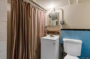 849 E 219th St, Bronx, NY 10467 - Photo 21