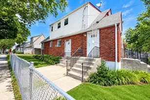 139-03 115th Ave, Jamaica, NY 11436 - Photo 3