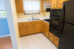 139-03 115th Ave, Jamaica, NY 11436 - Photo 9