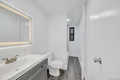 3840 Greystone Avenue #3I, Bronx, NY 10463 - Photo 11