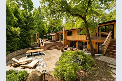 14 Tall Tree Court, Cold Spring Harbor, NY 11724 - Photo 3