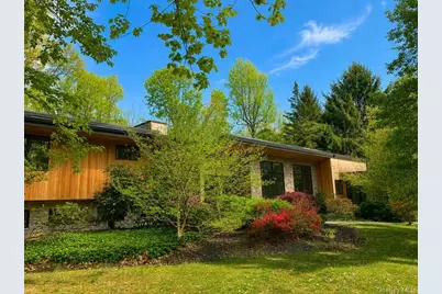 14 Tall Tree Court, Cold Spring Harbor, NY 11724 - Photo 5