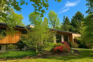 14 Tall Tree Ct, Cold Spring Harbor, NY 11724 - Photo 5