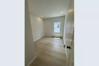 4370 Edson Avenue #2, Bronx, NY 10466 - Photo 5