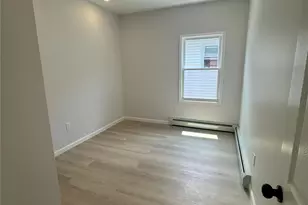 4370 Edson Ave, Bronx, NY 10466 - Photo 5