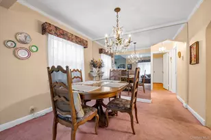37 Maple Dr, New Hyde Park, NY 11040 - Photo 5