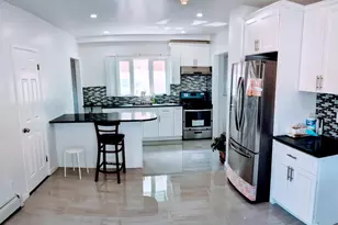 143-40 Poplar Ave, Flushing, NY 11355 - Photo 3
