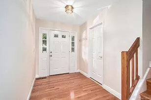 1103 Regent Dr, Mount Kisco, NY 10549 - Photo 3