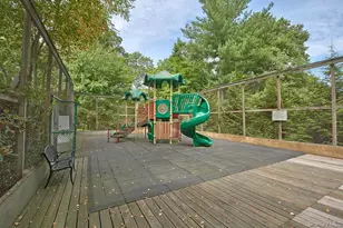 1103 Regent Dr, Mount Kisco, NY 10549 - Photo 31
