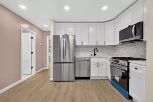 95-21 87th St, Ozone Park, NY 11416 - Photo 7