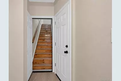 9521 87th Street, Ozone Park, NY 11416 - Photo 13