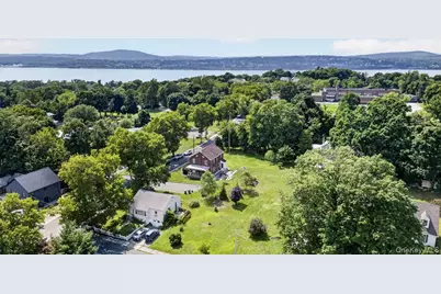 36 W Center Street, Beacon, NY 12508 - Photo 37