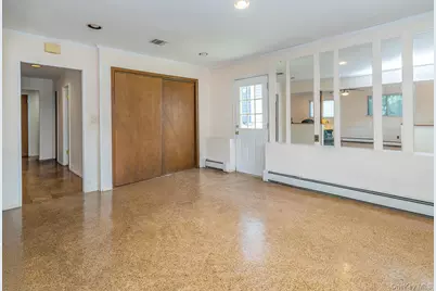 12 3rd Avenue, Port Washington, NY 11050 - Photo 19