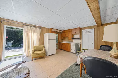 8 Dartmouth Road, Shoreham, NY 11786 - Photo 35