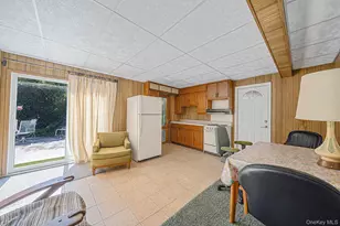 8 Dartmouth Rd, Shoreham, NY 11786 - Photo 35