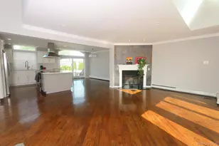 3260 Judith Ln, Oceanside, NY 11572 - Photo 3