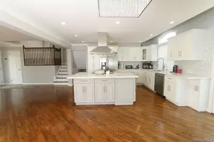 3260 Judith Ln, Oceanside, NY 11572 - Photo 7
