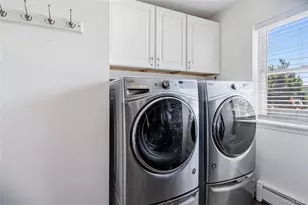1005 Ferngate Dr, Franklin Square, NY 11010 - Photo 23