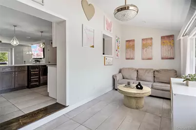 1005 Ferngate Drive, Franklin Square, NY 11010 - Photo 13