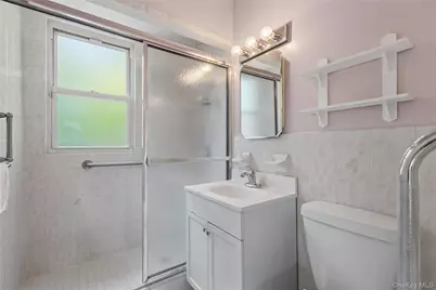 2 Winchester Avenue #1A, Yonkers, NY 10710 - Photo 15
